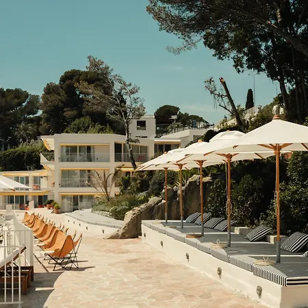 Les Roches Rouges, A Beaumier Hotel 5*