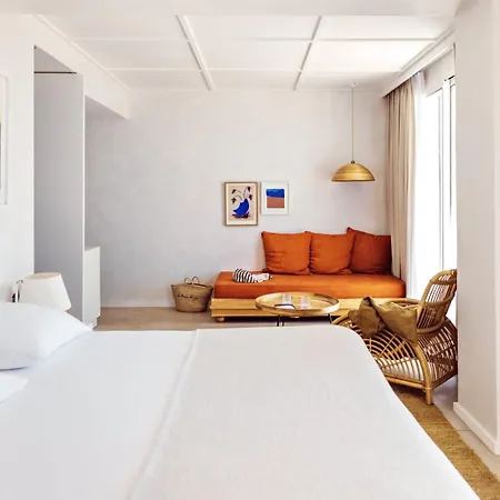 Hotel Les Roches Rouges, A Beaumier 5*