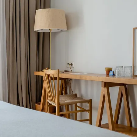 Hotel Les Roches Rouges, A Beaumier Saint-Raphael (Var)